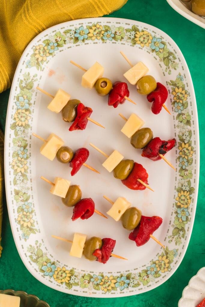 Simple Olive Pinchos: A Tapas Toothpick Appetizer American Style
